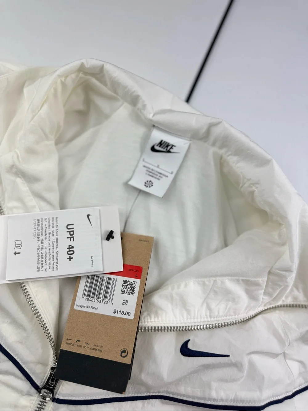 Nike Women's Windrunner Loose UV Woven Full-Zip Jacket NEW